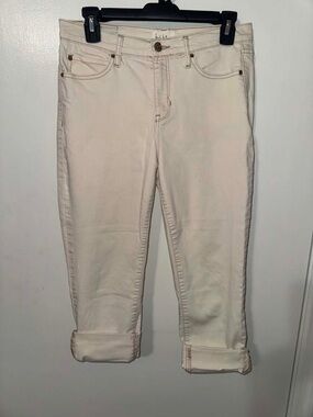 Nicole Miller Women’s cuffed capri Jeans cream